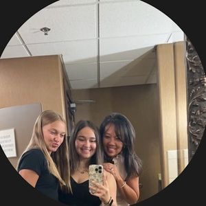 Meet your Posher, Isabella